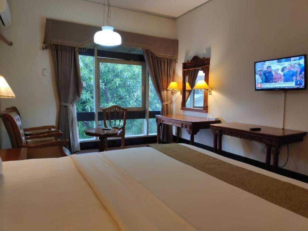 New Grand Park Hotel Surabaya Eksteriør bilde