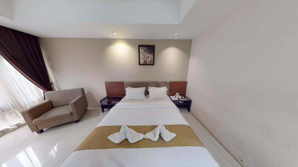 New Grand Park Hotel Surabaya Eksteriør bilde
